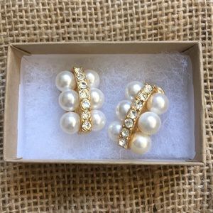 Pearl and rhinestone clip on earrings